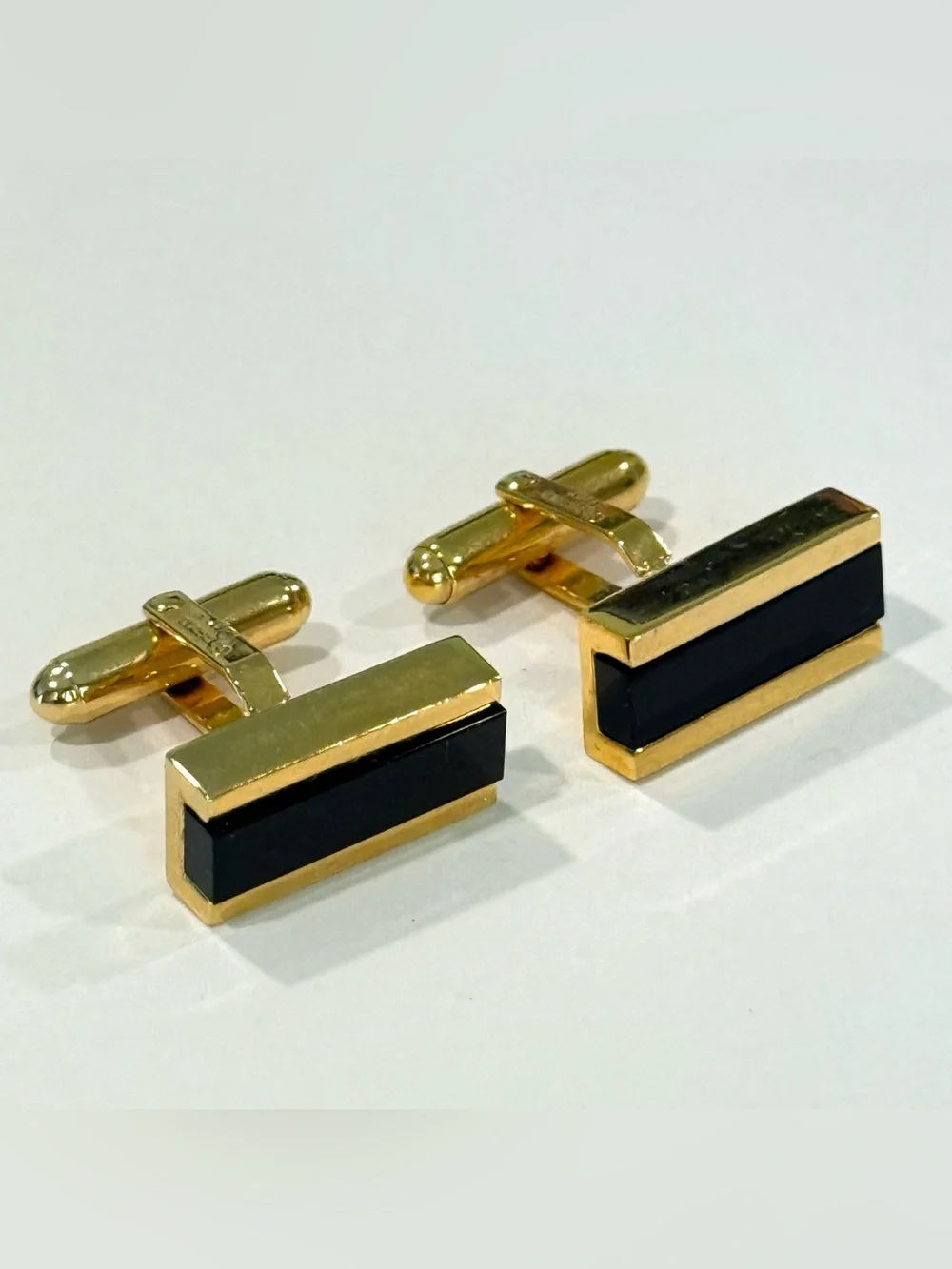 NEW Vintage Christian Dior Gold Tone Black Onyx Stone Rectangle Cuff Links 90s